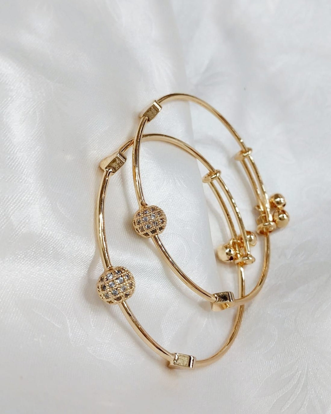 New Decent Look Gold Plated Fancy Ball and Heart Design Bangles (Pair)
